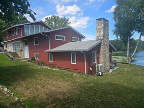 1082 Greenwich Ave, Unit Suite #1 in Warwick, RI - Building Photo - Building Photo