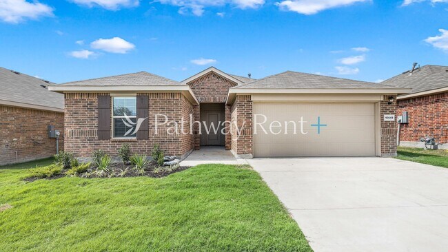 8504 Hollymead Ln in Fort Worth, TX - Foto de edificio - Building Photo