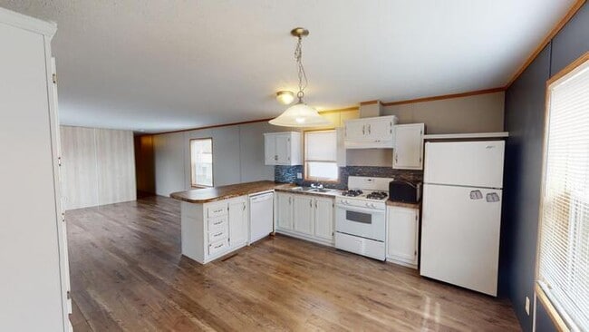 property at 124 Delta Ave