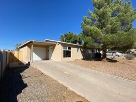11113 Haines Ave NE in Albuquerque, NM - Building Photo