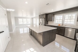 39-41-41 Carleton Ave in Islip Terrace, NY - Building Photo - Building Photo