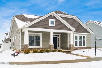 5609 Jessica Ln in Powell, OH - Foto de edificio - Building Photo