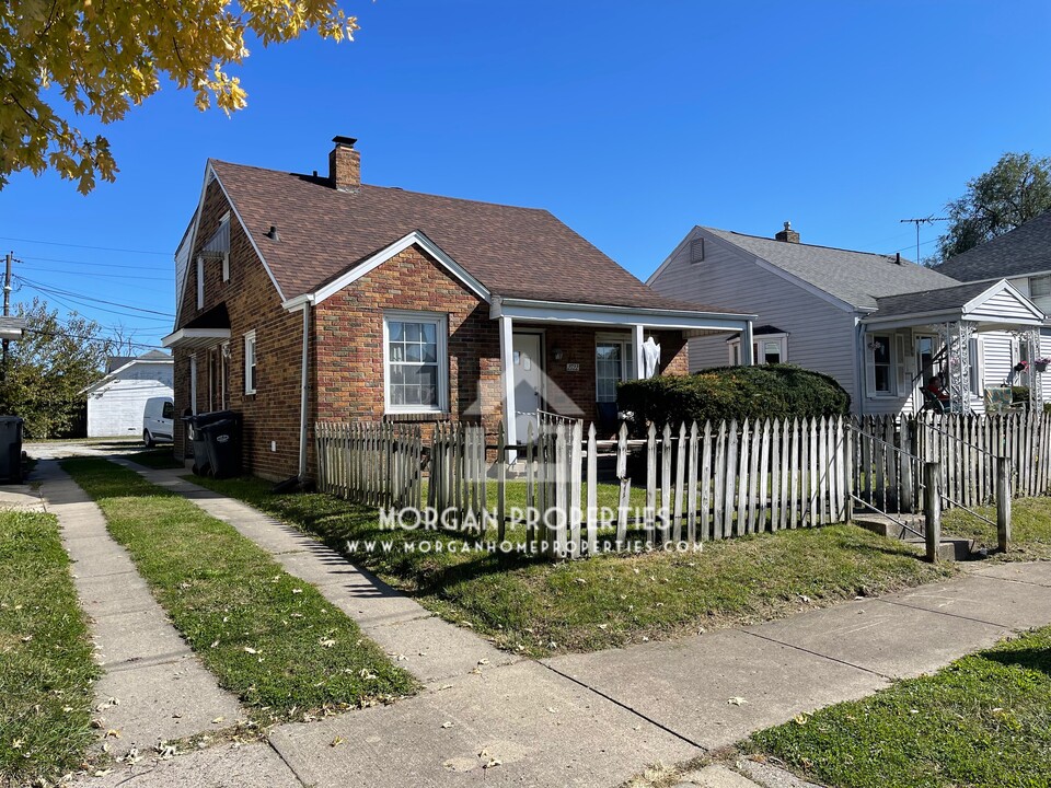 2722 Jefferson St in Anderson, IN - Foto de edificio