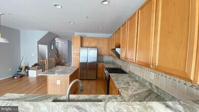 14048 Rockingham Rd in Germantown, MD - Building Photo - Building Photo