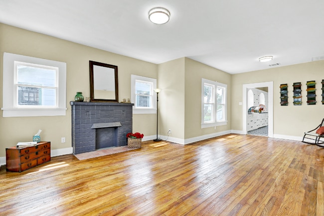 1719 McKinley Ave in San Antonio, TX - Building Photo - Building Photo