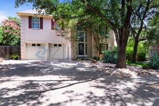 1406 Dapplegrey Ln in Austin, TX - Building Photo