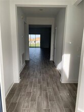 7152 Dilly Lake Ave in Groveland, FL - Building Photo - Building Photo