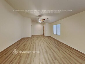 42148 W Cheyenne Dr in Maricopa, AZ - Foto de edificio - Building Photo