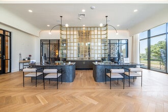 Presidium Valley View in Farmers Branch, TX - Building Photo - Lobby