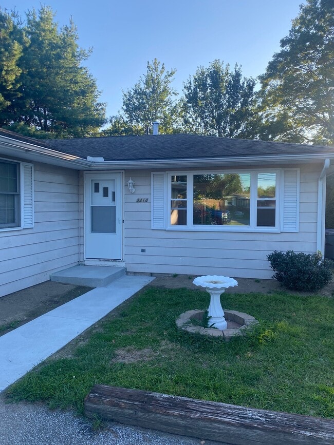 2218-20-2220 Midland Dr in Erie, PA - Building Photo - Building Photo