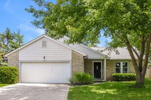 1204 Daylight Dr in Reynoldsburg, OH - Building Photo