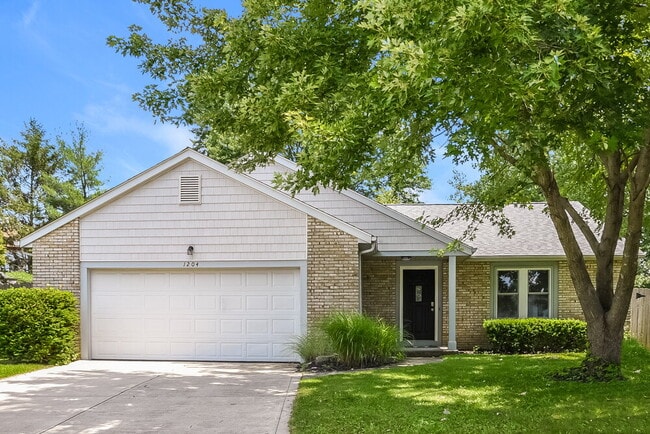 property at 1204 Daylight Dr