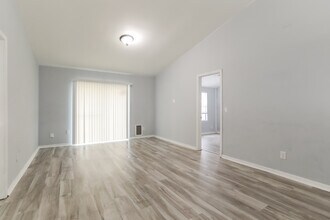 11425 John Dory Way in Jacksonville, FL - Foto de edificio - Building Photo