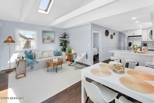 639 Redmond Ave in Lake Como, NJ - Building Photo - Building Photo