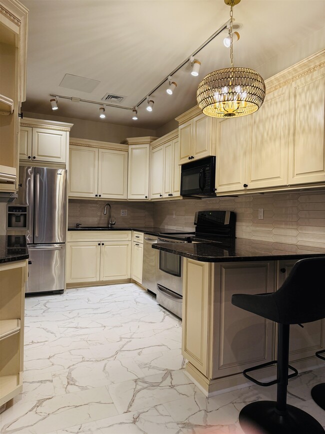 75 Liberty Ave in Jersey City, NJ - Building Photo - Building Photo