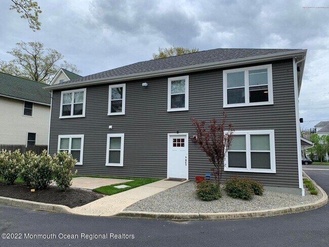 517 Asbury Ave in Asbury Park, NJ - Building Photo - Building Photo