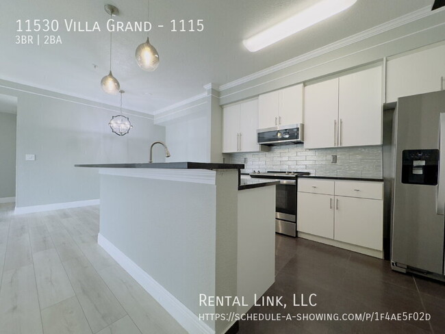 property at 11530 Villa Grand