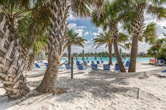 13034 Rowan Grn Dr in Atascocita, TX - Foto de edificio - Building Photo