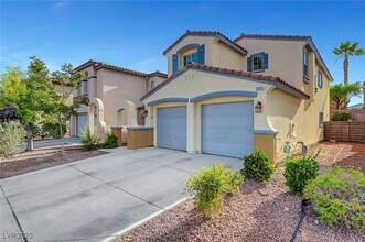 2431 Lilac Cove St in Las Vegas, NV - Building Photo - Building Photo
