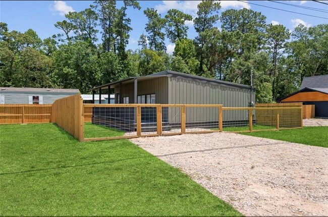 property at 10880 Sleepy Hollow Rd