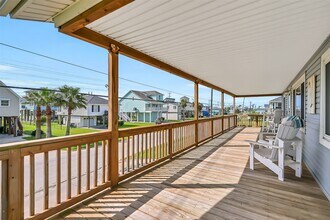 21600 Zachary Dr in Galveston, TX - Building Photo - Building Photo