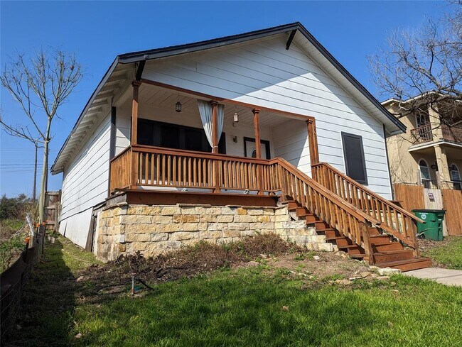 1808 Maple Ave in Austin, TX - Building Photo - Building Photo