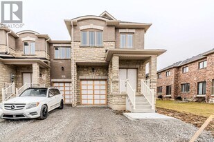 56 Baker St in Thorold, ON - Building Photo