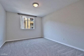 130 E San Fernando St in San Jose, CA - Building Photo - Building Photo