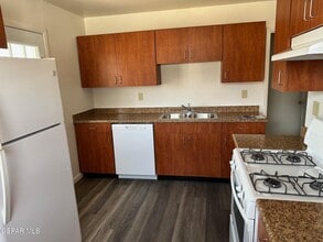 4921 Mcgregor Dr in El Paso, TX - Foto de edificio - Building Photo