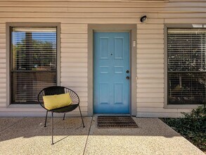 802 S 1st St, Unit 126 in Austin, TX - Building Photo - Building Photo