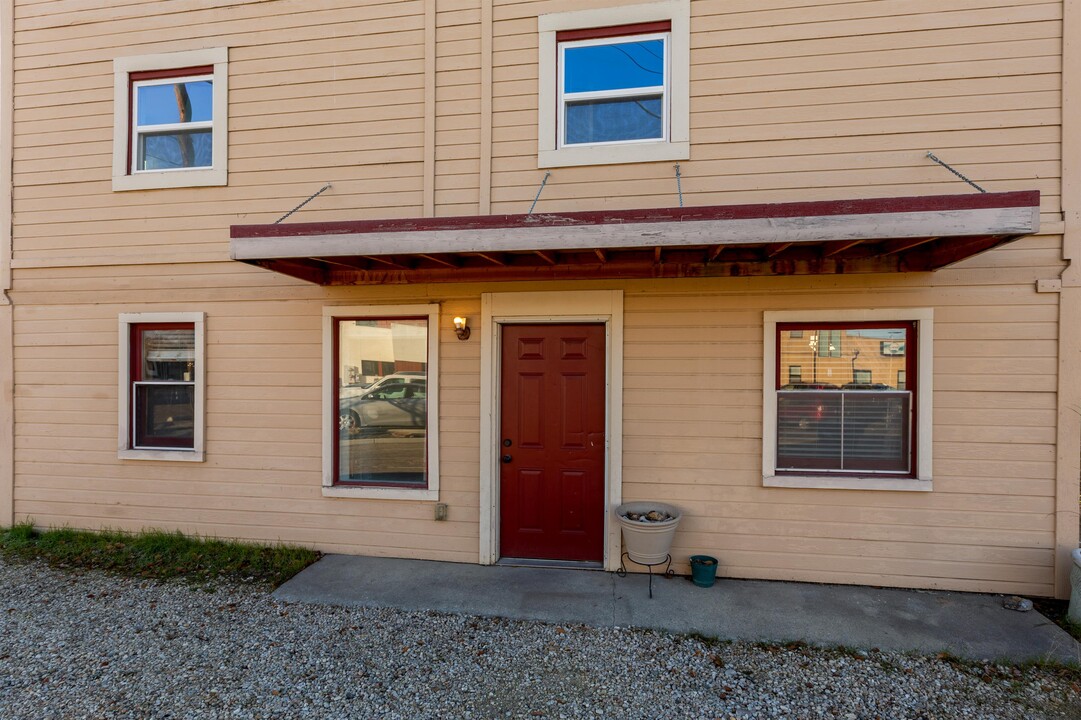 1917 Madison St W in Boise, ID - Foto de edificio