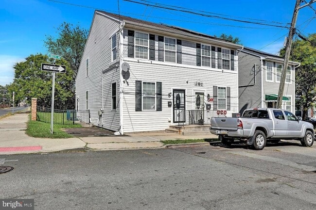 156 Sweets Ave