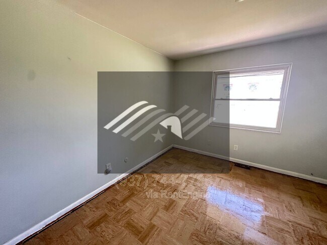 2723 McCall St in Dayton, OH - Building Photo - Building Photo