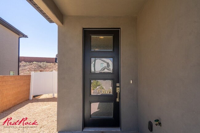2075 W 380 S in Hurricane, UT - Building Photo - Building Photo