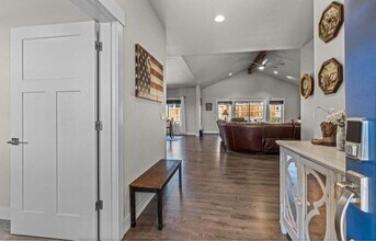 4575 SW Antelope Ave in Redmond, OR - Building Photo - Building Photo