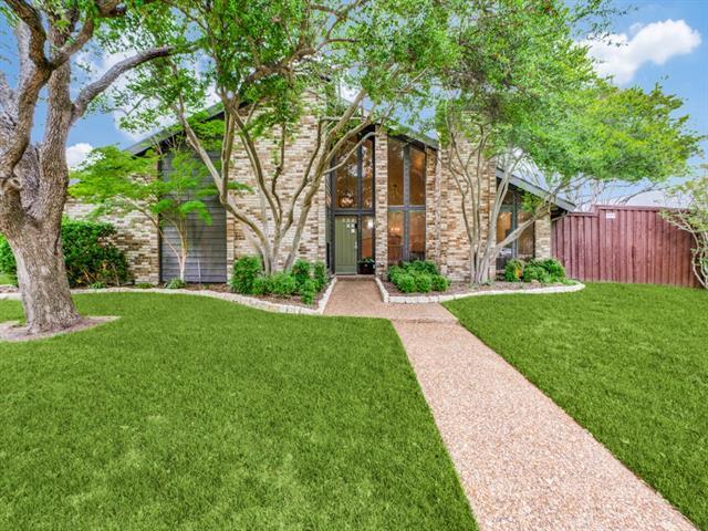 4131 Bretton Bay Ln in Dallas, TX - Building Photo