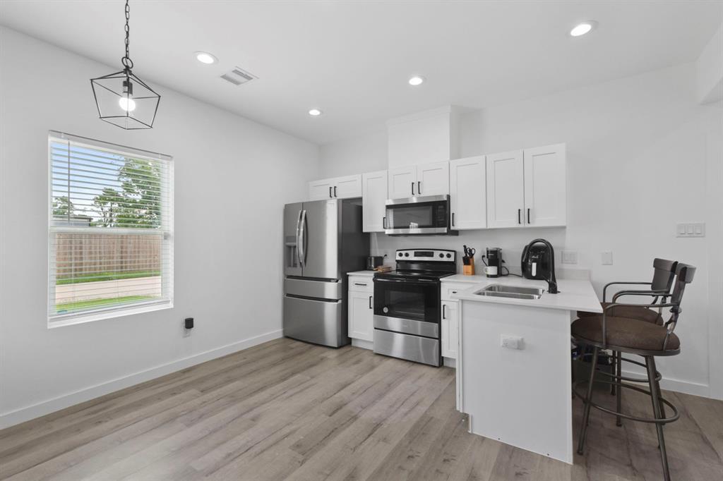 5208 Laura Koppe Rd in Houston, TX - Building Photo