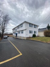 80 Palmer St in Quincy, MA - Foto de edificio - Building Photo