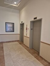 1479 N Milwaukee Ave in Libertyville, IL - Foto de edificio - Building Photo