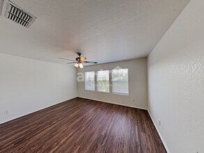 7646 Presidio Crk in Boerne, TX - Building Photo - Building Photo