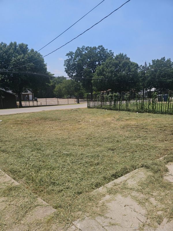 3926 S Denley Dr in Dallas, TX - Building Photo - Building Photo