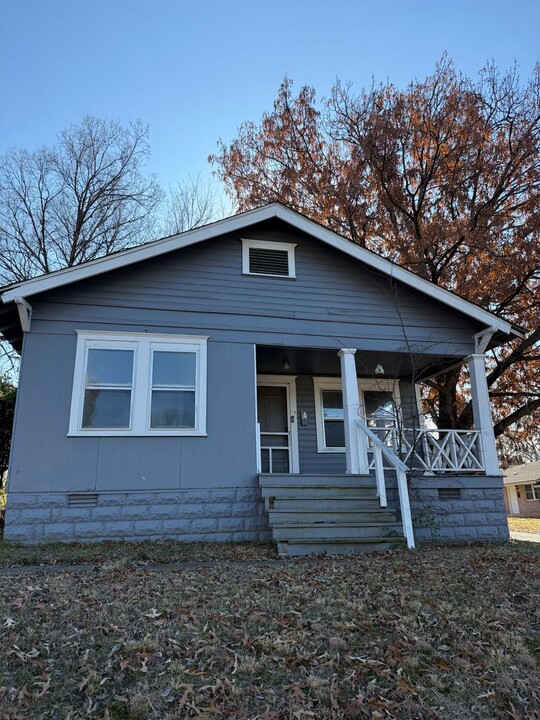 2200 Dodson Ave in Fort Smith, AR - Building Photo