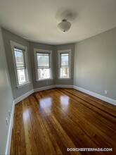 267 E Cottage St in Boston, MA - Building Photo - Building Photo