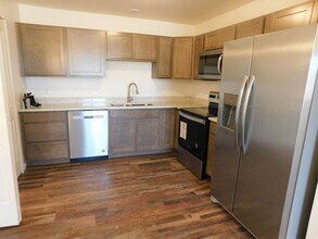 701 Canyon Vista Way-Unit -Unit C in Grand Junction, CO - Building Photo - Building Photo