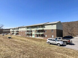 12804 N Cresap St, Unit d in Cumberland, MD - Building Photo