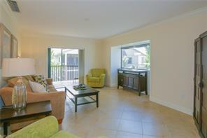910 Vanderbilt Beach Rd-Unit -127W in Naples, FL - Building Photo - Building Photo