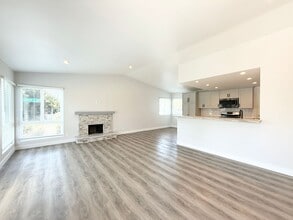 2286 Levante St in Carlsbad, CA - Building Photo - Building Photo