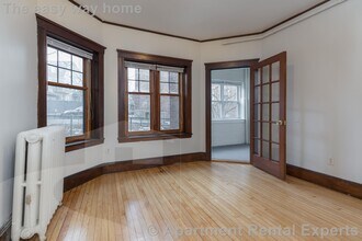 5 Linnaean St in Cambridge, MA - Foto de edificio - Building Photo