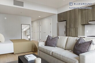 210 Wall St, Unit SI FL8-ID3678A in Seattle, WA - Building Photo - Building Photo