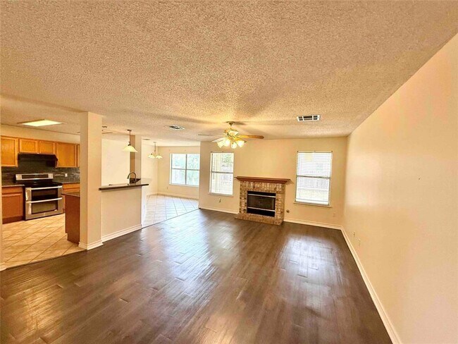 1406 Pigeon View St in Round Rock, TX - Foto de edificio - Building Photo